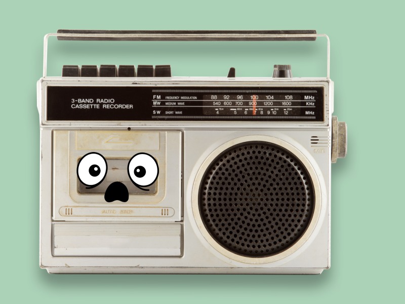 Crackles the radio