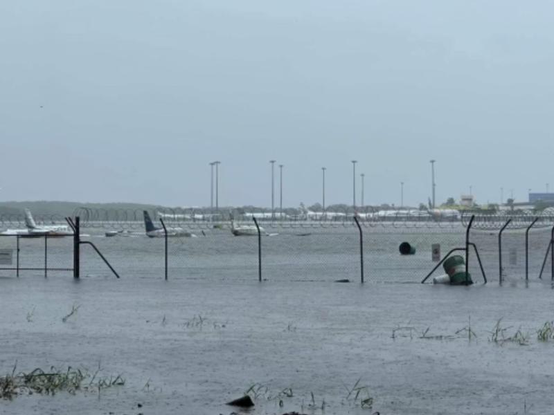Cairns Airport